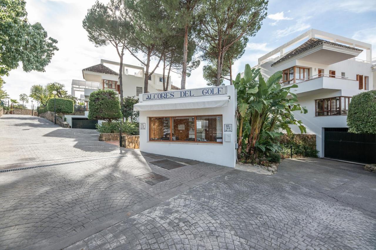 Apartamento Alcores Del Golf, Oustanding Luxury Penthouse Marbella